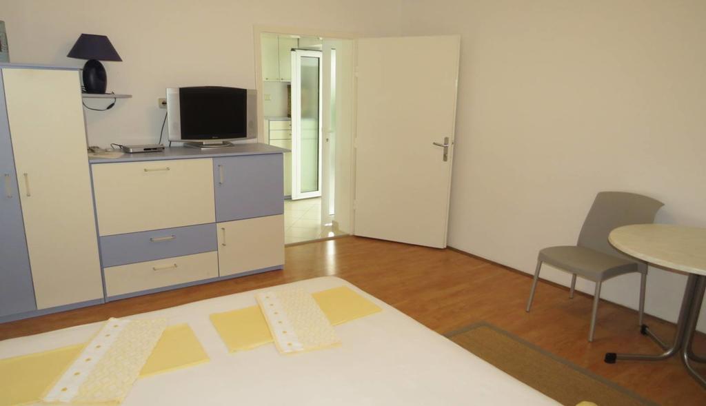 Apartments Corluka Baška Voda Exterior foto